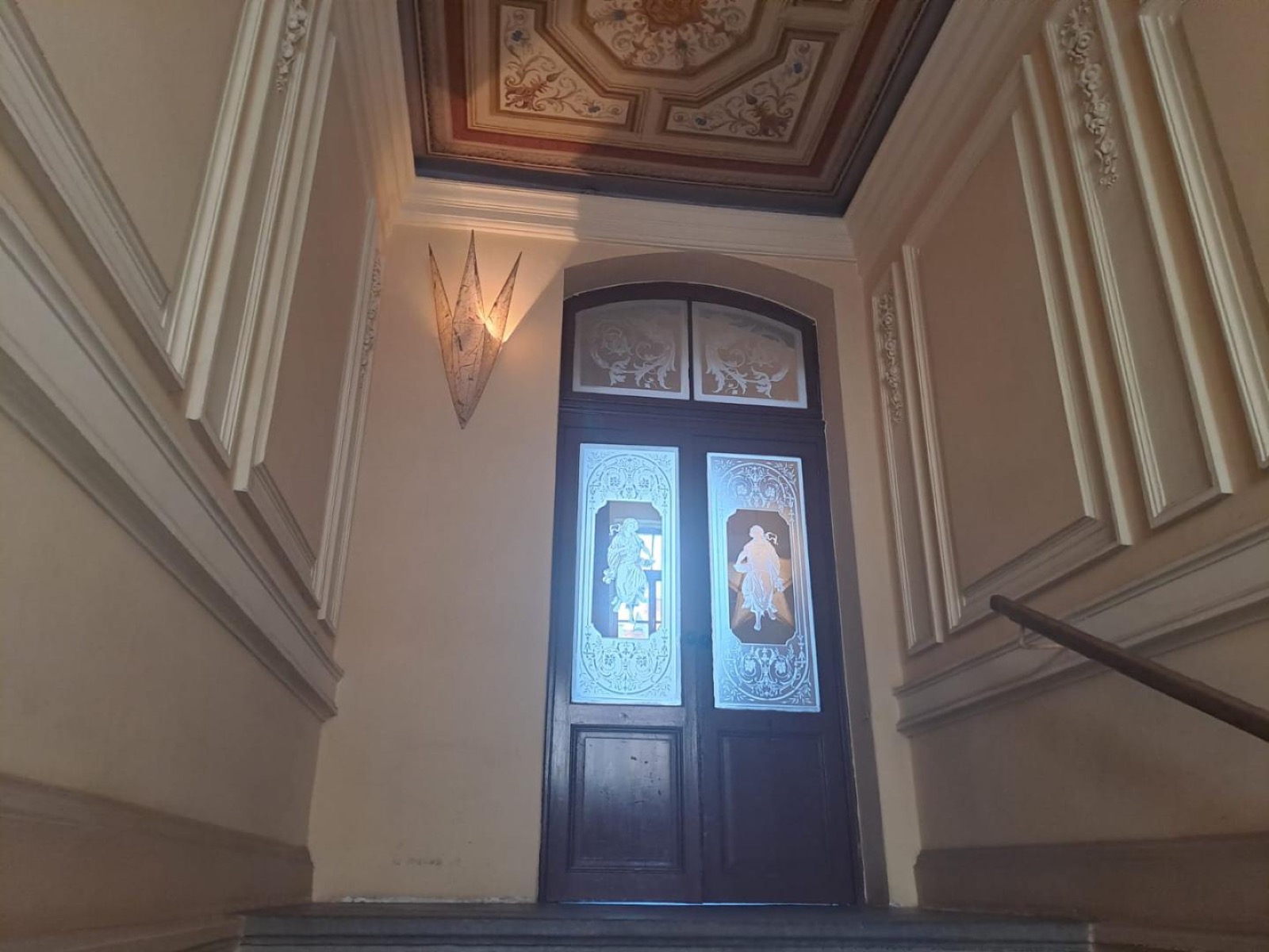 Historisches Prunkstiegenhaus eines Grazer Zinshauses